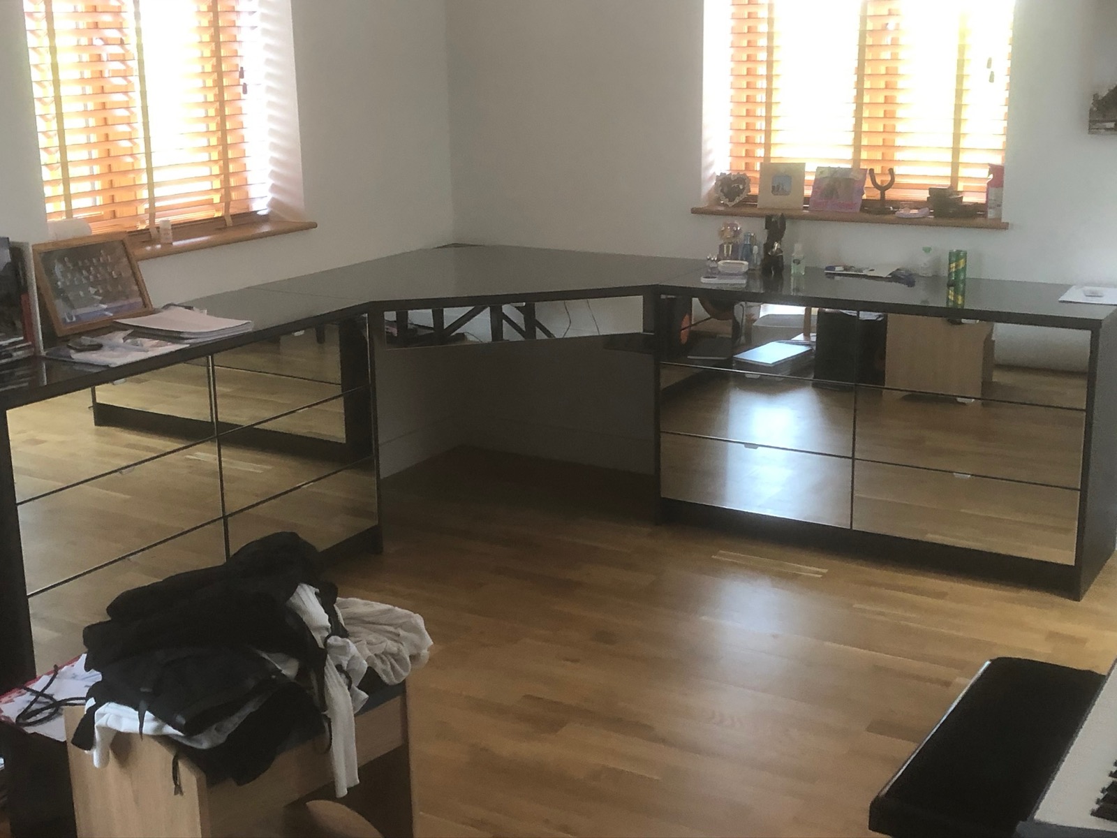 Mirrored corner desk dressing table, made and fitted by Sussex Design Interiors